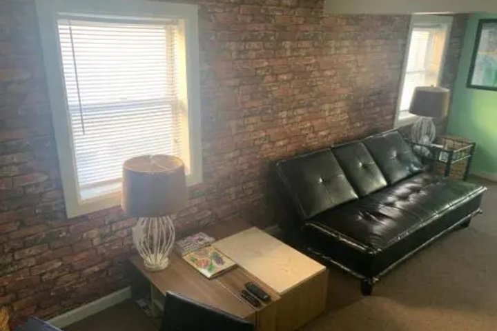 Room 11 of 26