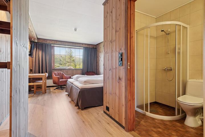 Room 19 of 50
