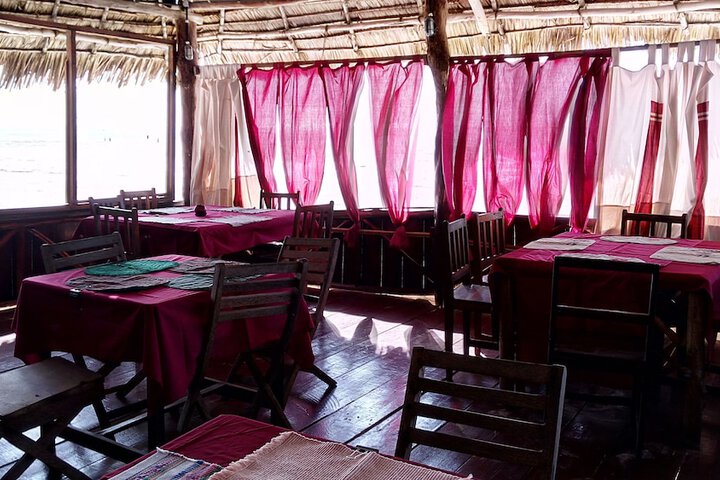 Dining 45 of 92