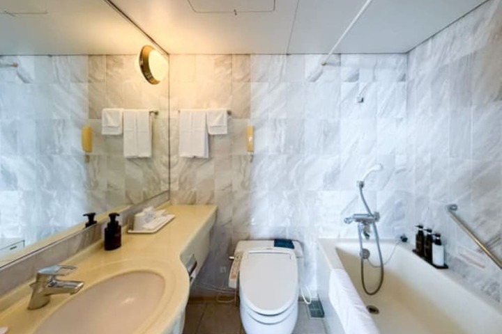 Bathroom Photo