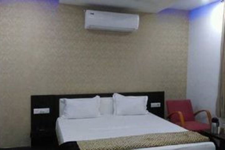 Hotel Moti Dungri Palace