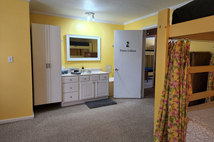 Room 6 of 46