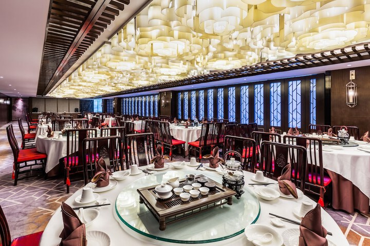 Dining Photos