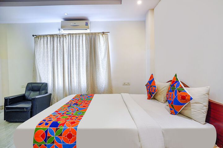 Room 14 of 26