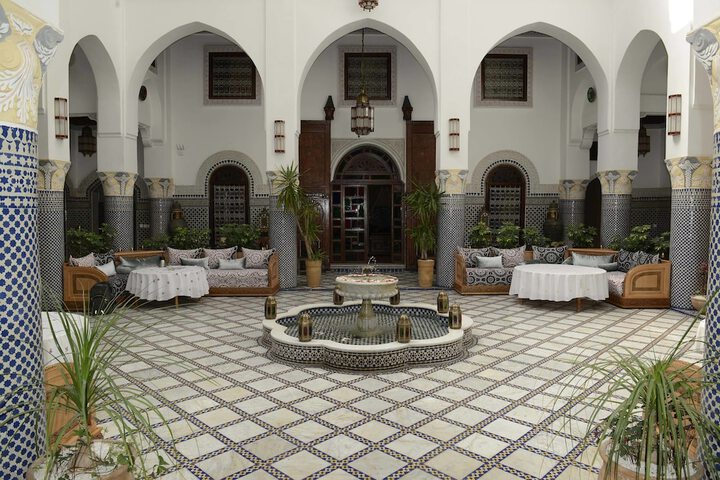 Hotel Interior 6 of 128