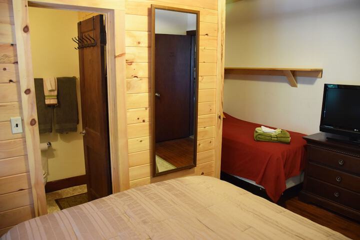 Room 29 of 151