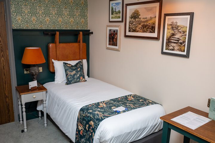 Room 10 of 45