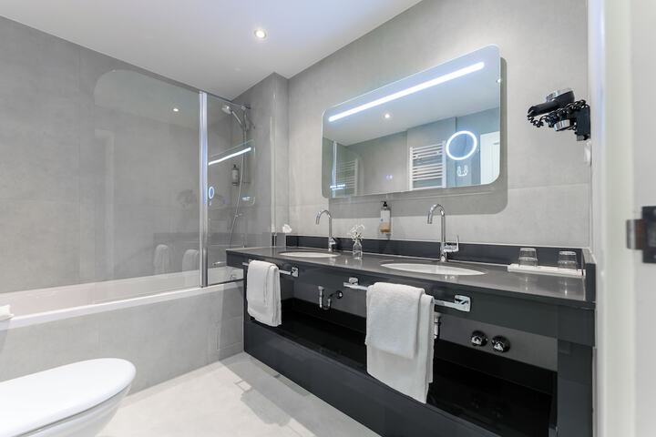 Bathroom Interior Photo