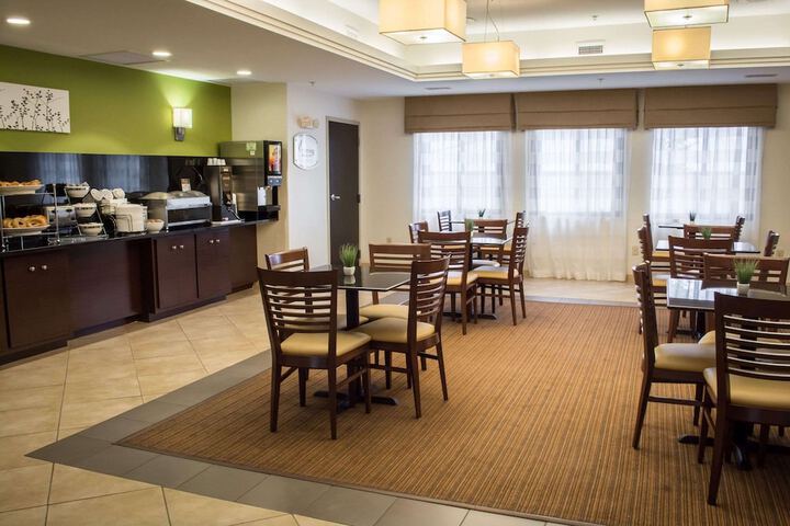 Breakfast area