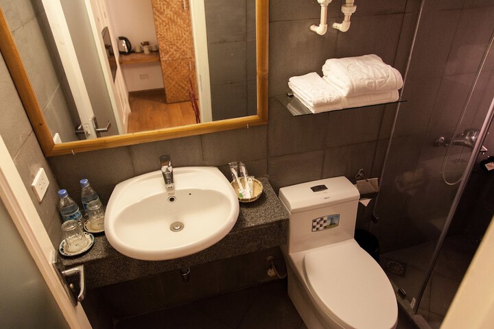 Bathroom Photo