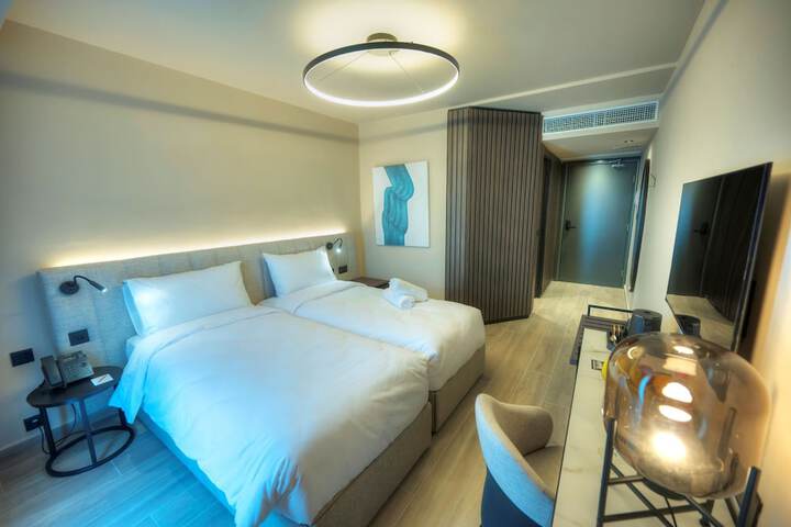 Room 41 of 71