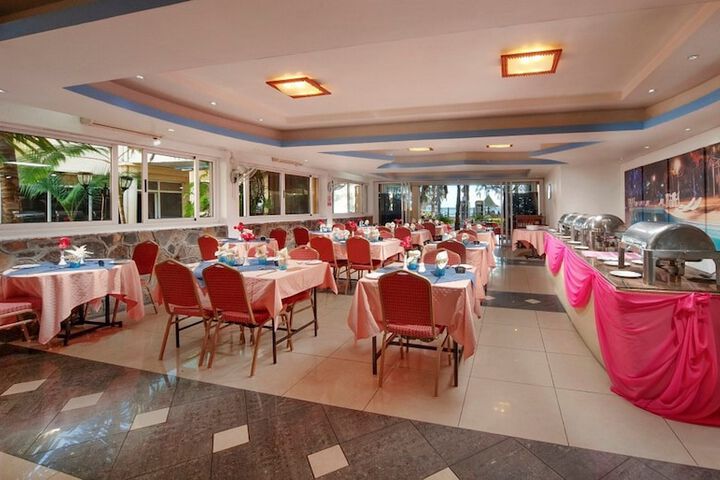 Dining Photos