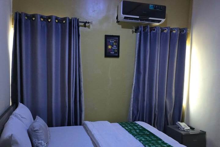 Room 4 of 23