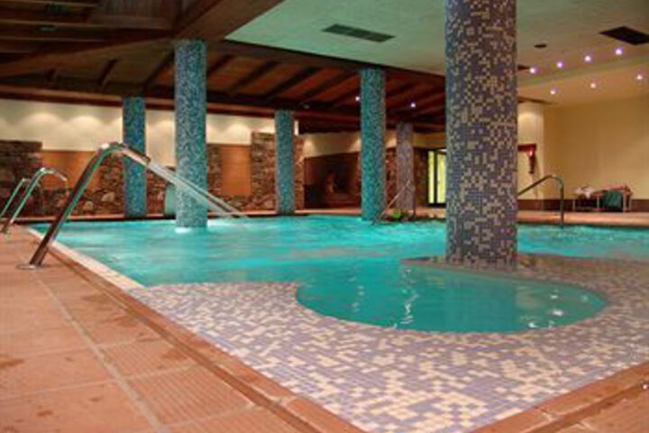 Pool 35 of 58