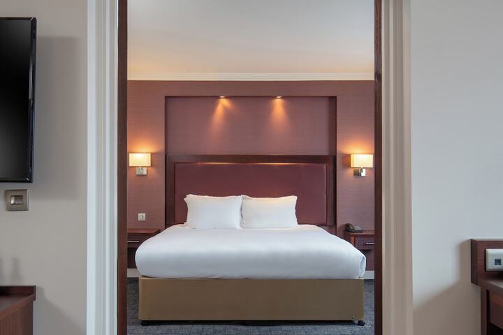 Room 30 of 75