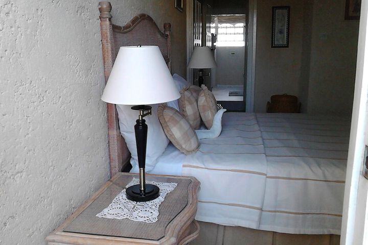 Room 5 of 64