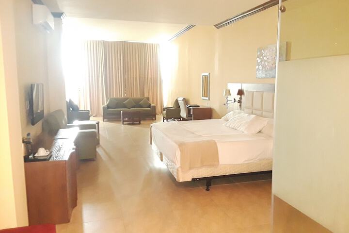 Room 26 of 54