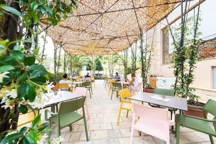 Terrace/Patio 148 of 150