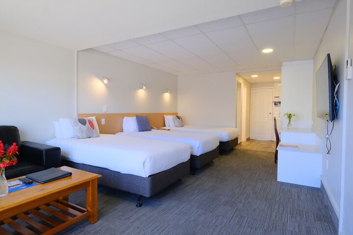 Room 14 of 73