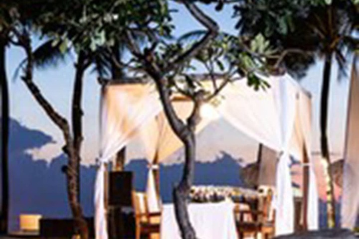 Dining 70 of 96