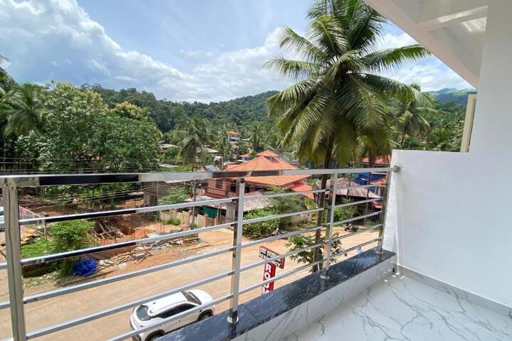 General 6 of 18