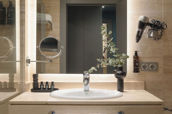 Bathroom Interior Photo
