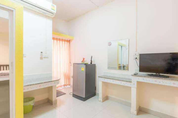 Room 10 of 31