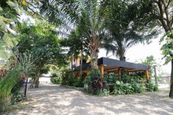 Hotel 4 of 27