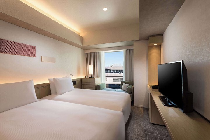 Room 16 of 41