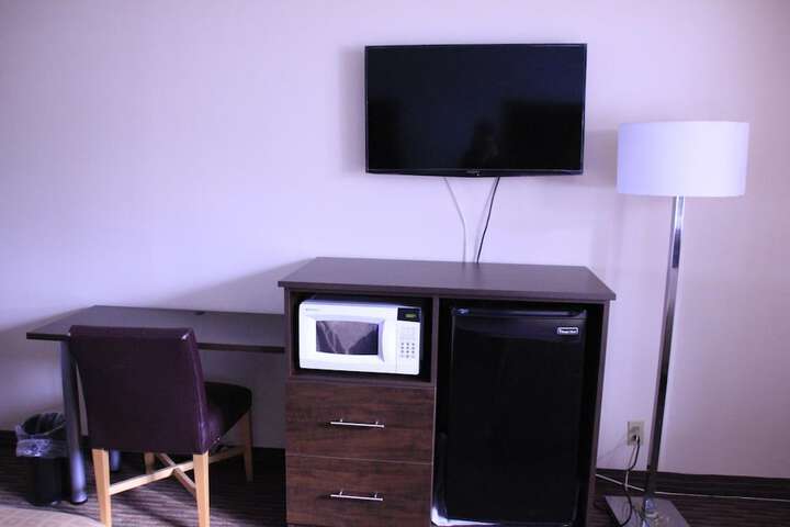 Room 18 of 33