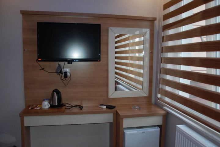 Room 25 of 46