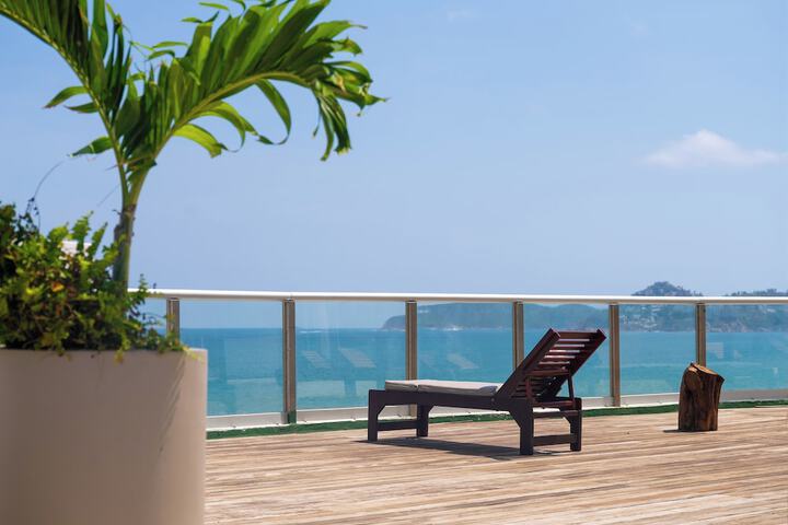 Sundeck 155 of 165