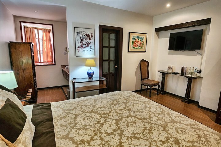 Room 13 of 78