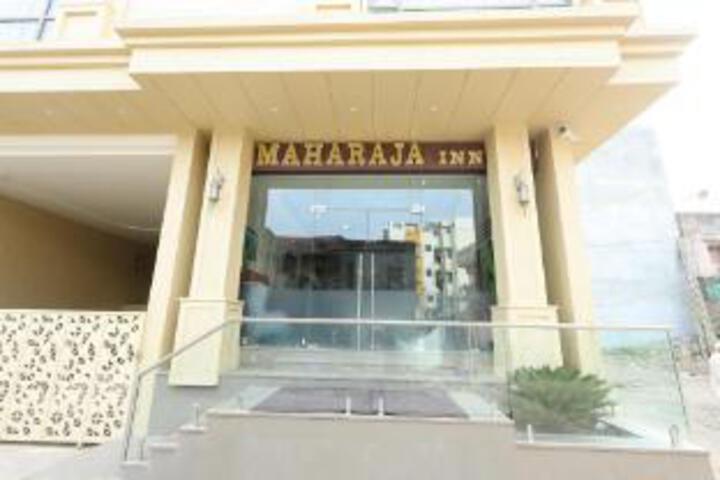 Hotel 6 of 12