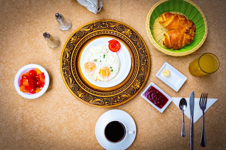 Breakfast/Coffee Service 13 of 14