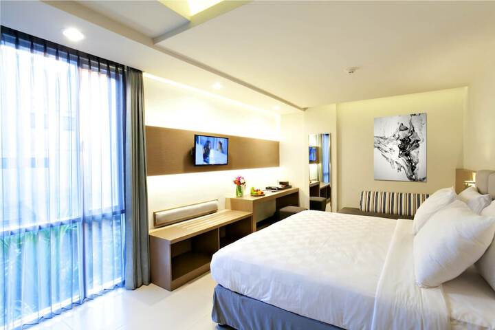 Room 5 of 36