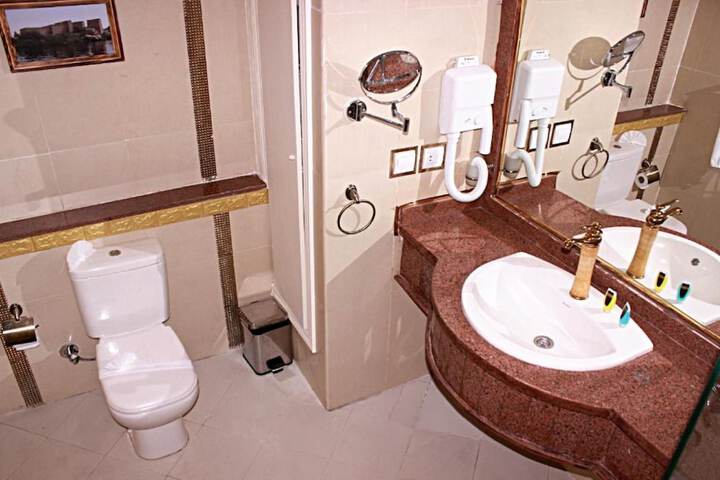 Room 78 of 109