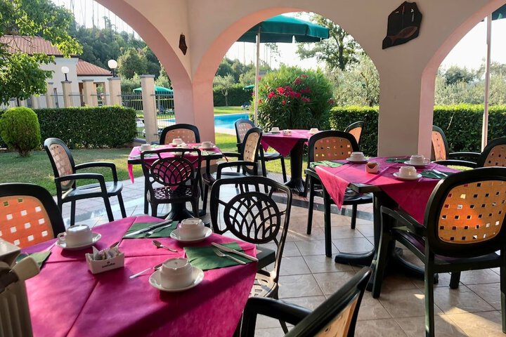 Terrace/Patio 13 of 20