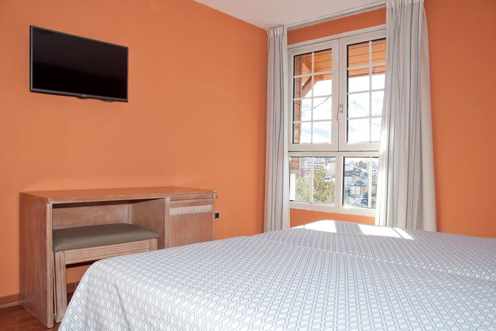 Room 15 of 63