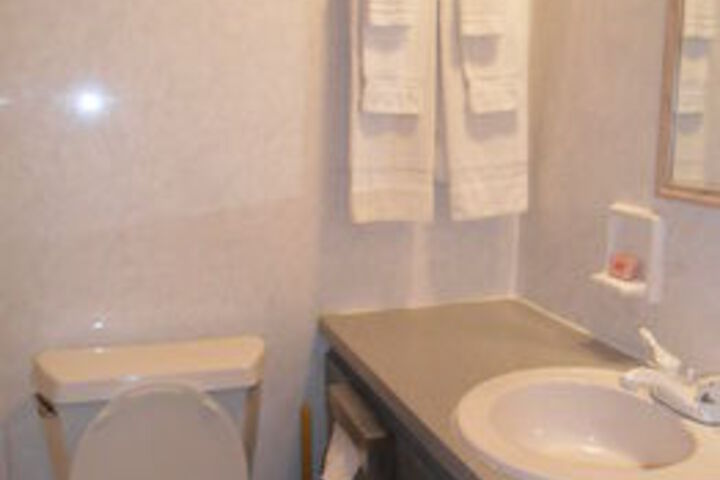 Room 2 of 29