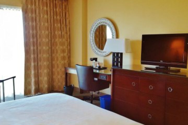 SHERATON MYRTLE BEACH CONVENTION CENTER HOTEL 4