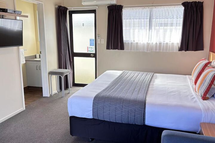 Room 27 of 101