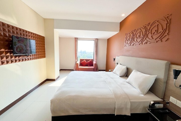 Room 15 of 90
