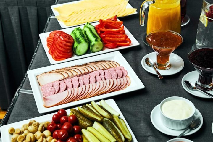 Dining 46 of 67