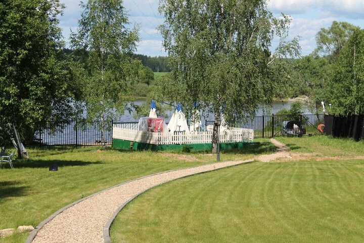 Children's play area - outdoor
