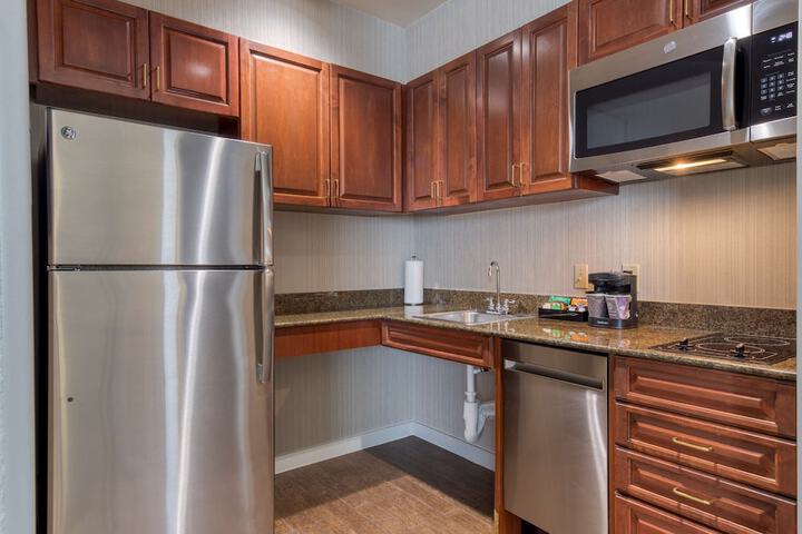 2 Queen Beds 1 Bedroom Suite (4 of 52)
