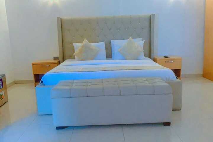 Room 15 of 26