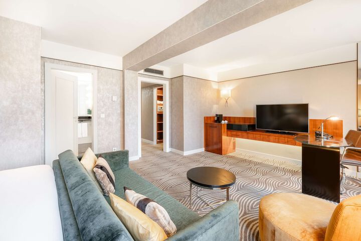 Room 91 of 201