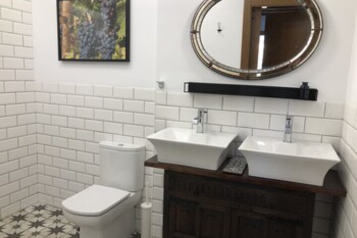 Room 49 of 162