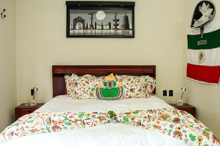 Room 6 of 115